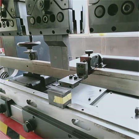 Mesin Press Rem Hidrolik Disesuaikan Hidrolik E200p Cnc Hydraulic Brake Press Mesin Bending Kanthi Elektronik Jerman