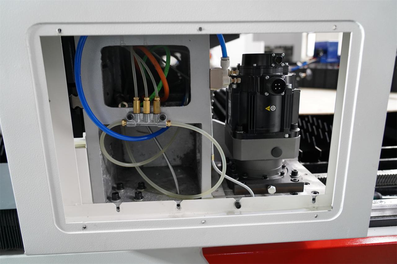 3015 4kw 1kw 2kw 3kw Stainless Steel Cnc Fiber Laser Cutting Machine 3015 4kw 1kw 2kw 3kw Mesin Pemotong Laser Serat Cnc Stainless Steel