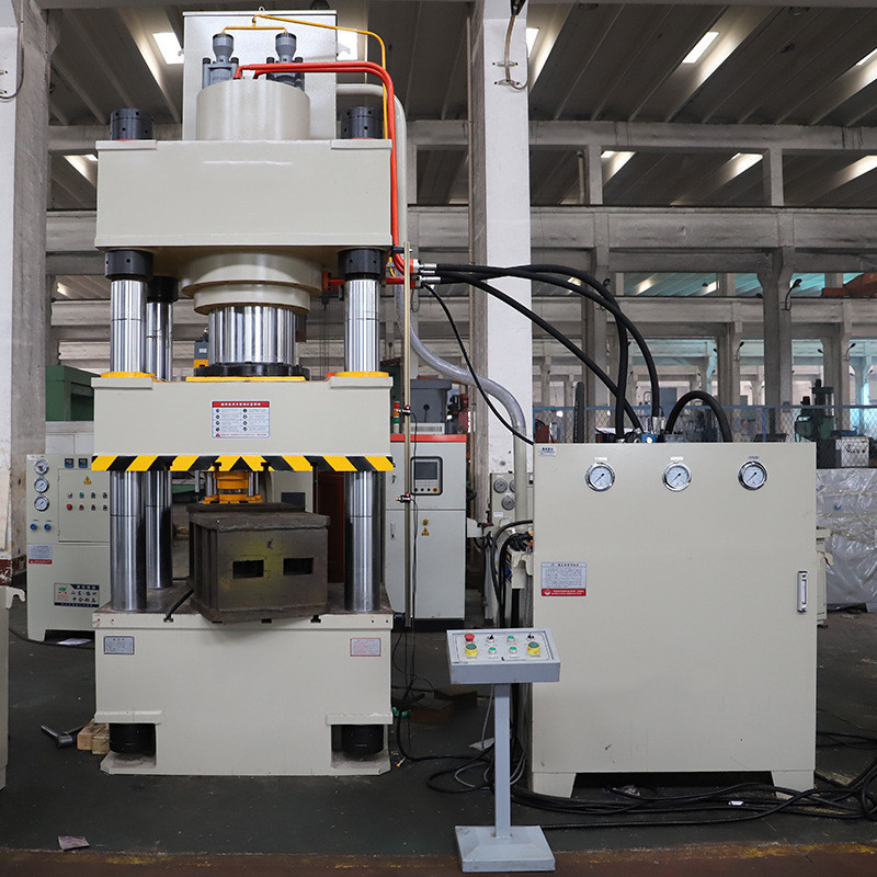 4 Kolom Hot Forging Hydraulic Press Kanggo Poros Transmisi 300 600 630 1000 1500 Ton
