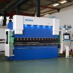 Delem Da66t 125 3 + 1 4 + 1 6 + 1 8 + 1 Cnc Hidrolik Press Rem Kanggo Plat Logam Bending