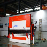 China Metal Hydraulic Press Brake Machine Kanthi Rega Cukup
