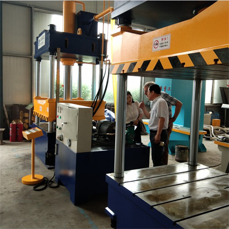 Accurl Deep drawing hydraulic press kanggo papat kolom hydraulic deep drawing press 1600 ton