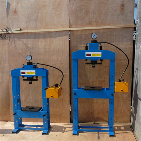Panel Pintu Baja Embossing Press Punching Machine 2000t Hydraulic Press Machine Door Skin Forming Machine
