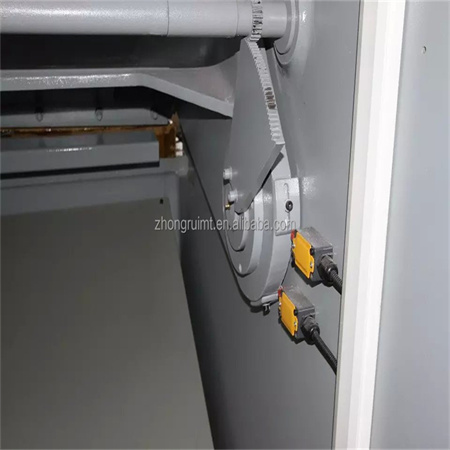 CNC HVR hydraulic swing beam type guillotine shear machine kanggo nglereni lembaran logam